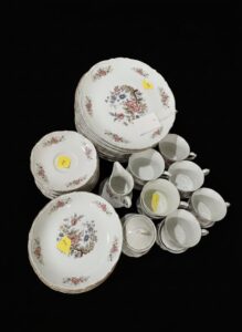 Vintage-Seyei-China-China-Tree-Empress-China-Dinnerware-Set-of-pcs