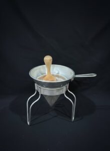 Vintage-Wear-Ever-Aluminum-Food-Mill-or-Strainer-w-or-stand-And-Pestle