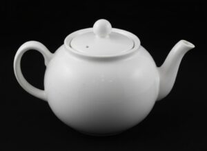 White-Porcelain-Teapot-or-Marked-Pristine-England