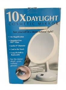 X-Daylight-Cosmetic-Mirror