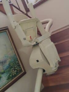 Acorn-SuperGlide-T-Stairlift-1