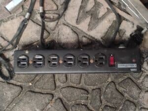 Carol-Office-Power-Outlet-Power-Strip-1