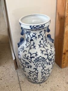 Chinese-Blue-and-White-Porcelain-Floor-Vase