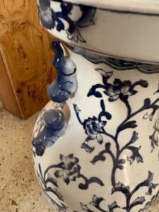 Chinese-Blue-and-White-Porcelain-Floor-Vase-third-image