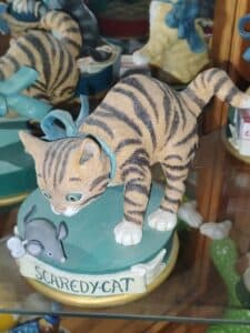 Enesco-Precious-Moments-Figurines-Clown-and-Scaredy-Cat-second-image-1