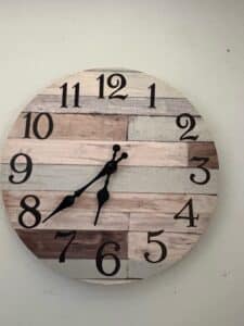 Farmhouse-Style-Wall-Clock-1