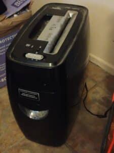 Fellowes-PS-Cs-Paper-Shredder-1