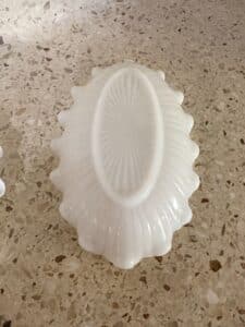 Fenton-Milk-Glass-Ruffled-Edge-Dishes-third-image