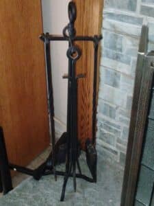 Hand-Forged-Wrought-Iron-Fireplace-Tool-Set-with-Twisted-Detailing-1