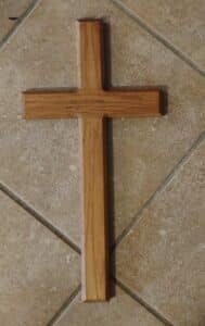 Handcrafted-Solid-Oak-Wall-Cross-1