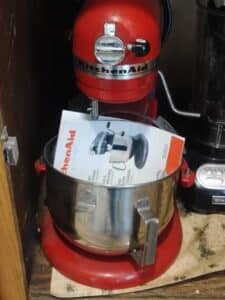 KitchenAid-Pro-Series-Quart-Bowl-Lift-Stand-Mixer-1