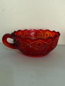 L.E.-Smith-Quintec-Pattern-Amberina-Glass-Nappy