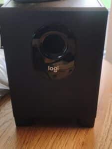 Logitech-Z-Subwoofer-B-1
