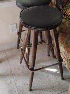 Mid-Century-Modern-Style-Wooden-Bar-Stools
