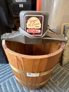Rival-Ice-Cream-Yogurt-Freezer-Model-Qt.-with-Cedar-Bucket-third-image-1