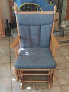 Traditional-Spindle-Back-Glider-Rocker