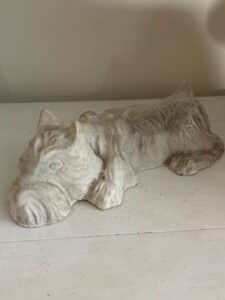 Vintage-Cast-Stone-Scottish-Terrier-Figurine