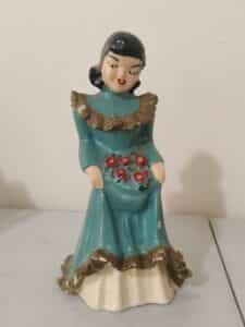 Vintage-Ceramic-Southern-Belle-Figurine