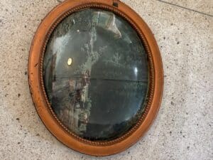 Vintage-Convex-Glass-Portrait-Frame-with-Horse-Print