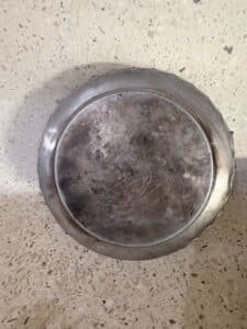 Vintage-Everlast-Hand-Forged-Aluminum-Pie-Serving-Tray-second-image