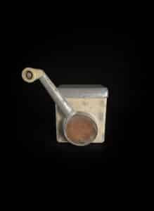 Vintage-Hand-Cranked-Ice-Crusher