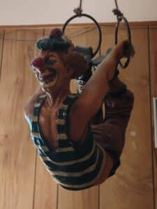 Vintage-Hanging-Trapeze-Clown-Figurine