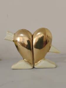 Vintage-Heart-and-Arrow-Figural-Bookends