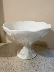 Vintage-Indiana-Glass-Harvest-Milk-Glass-Pedestal-Compote