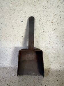 Vintage-Industrial-Handheld-Metal-Scoop-third-image