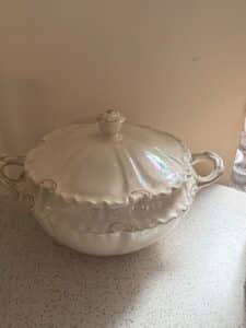 Vintage-Iridescent-Lusterware-Soup-Tureen