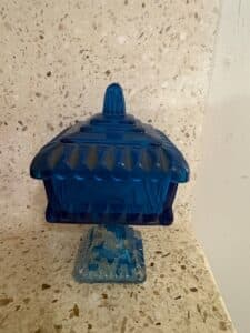 Vintage-Jeannette-Glass-Cobalt-Blue-Wedding-Box-Pedestal-Candy-Dish-second-image