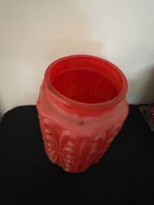 Vintage-L.E.-Smith-Atterbury-Scroll-Satin-Glass-Canister-second-image