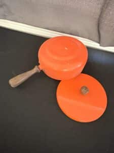 Vintage-Mid-Century-Modern-Orange-Enamel-Fondue-Pot-second-image