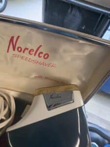 Vintage-Norelco-Speedshaver-SC-with-Floating-Heads-third-image