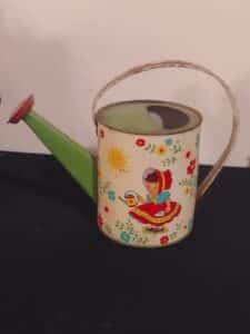 Vintage-Ohio-Art-Childs-Lithographed-Tin-Watering-Can