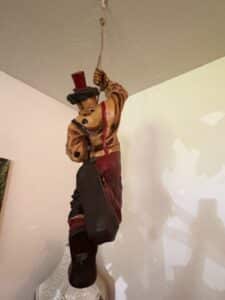 Vintage-Parachuting-Clown-Figurine-third-image