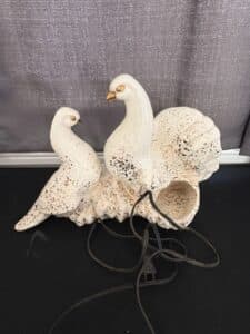 Vintage-Royal-Fleet-Double-Mourning-Dove-TV-Lamp-Planter