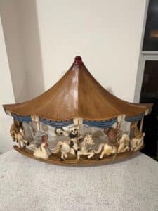 Vintage-Universal-Statuary-Corp.-Circus-Animal-Carousel-Wall-Plaque-