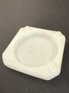 Vintage-White-Milk-Glass-Square-Ashtray-Set-second-image