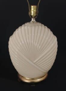 Vintage-s-Art-Deco-Revival-Shell-Table-Lamp