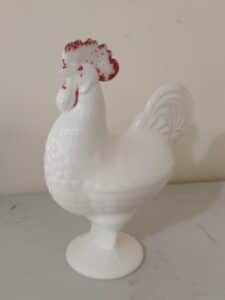Westmoreland-Milk-Glass-Rooster-Covered-Dish