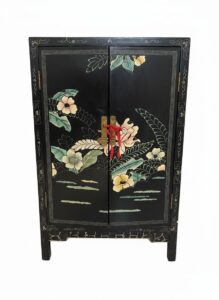 A World of Treasures in Fredericksburg – Art, Asian Décor, Rugs, Records & More!