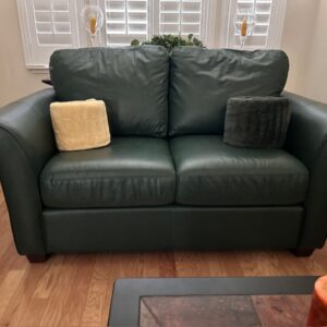 Unmissable Estate Sale in Brentwood: Furniture, Decor, Wine Fridge and More!